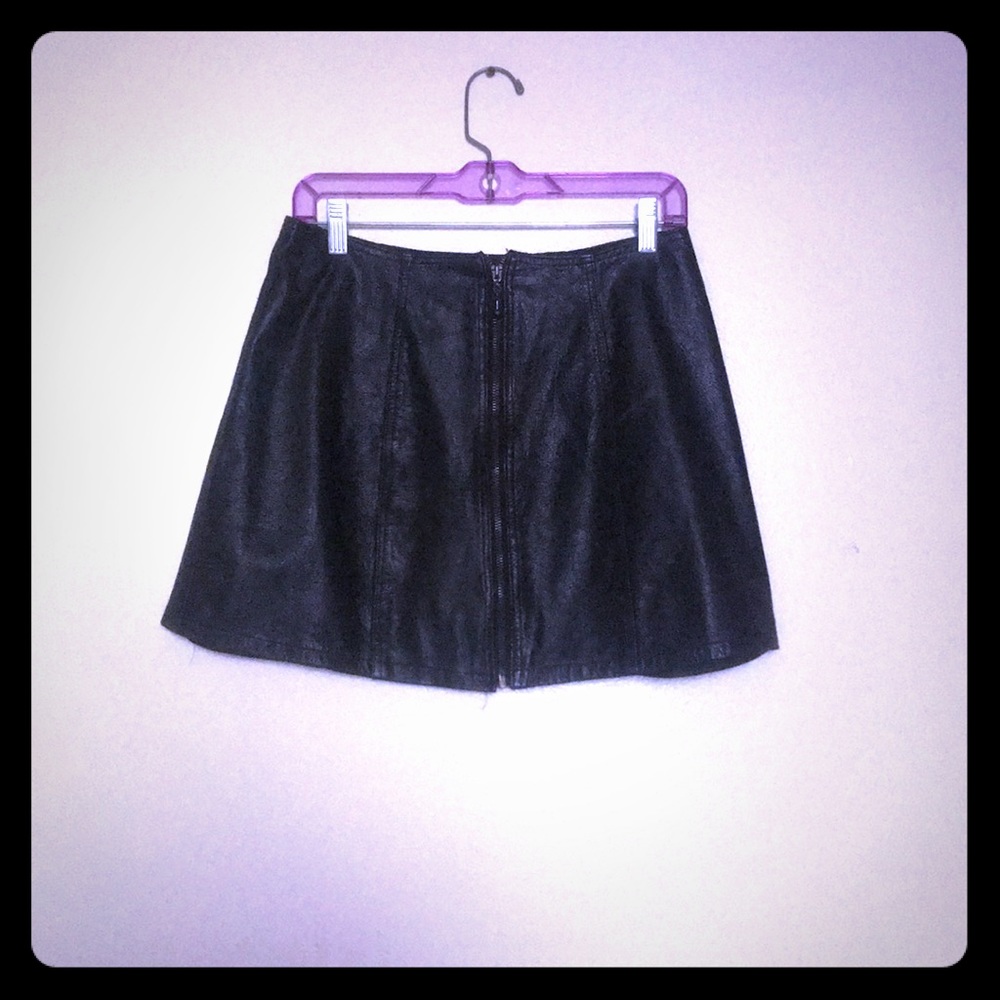 Leather skirt